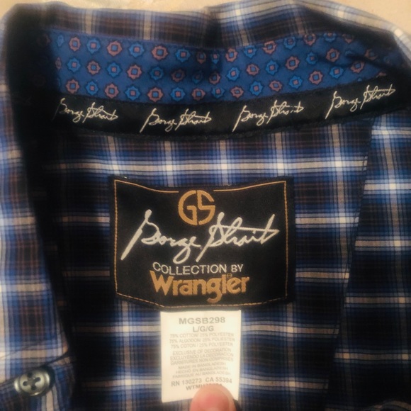 Men’s Button up shirt - Picture 3 of 3